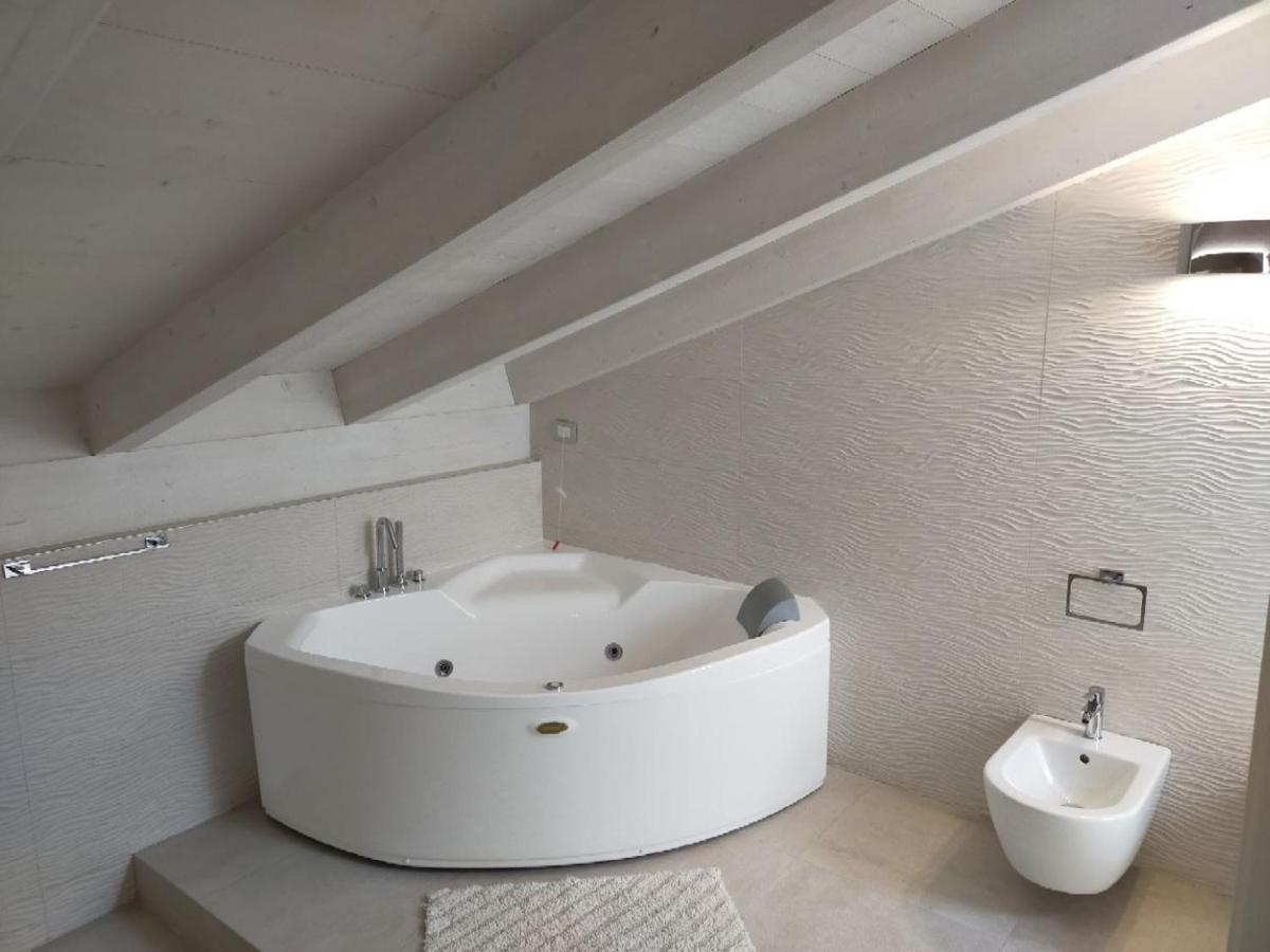 Sweet Dream Deluxe Apartment Sirmione Luaran gambar