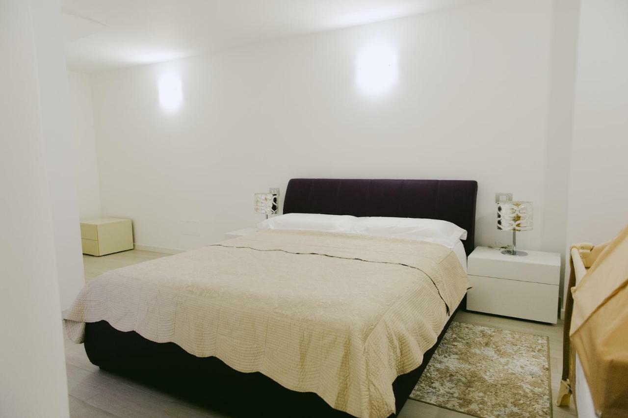 Sweet Dream Deluxe Apartment Sirmione Luaran gambar