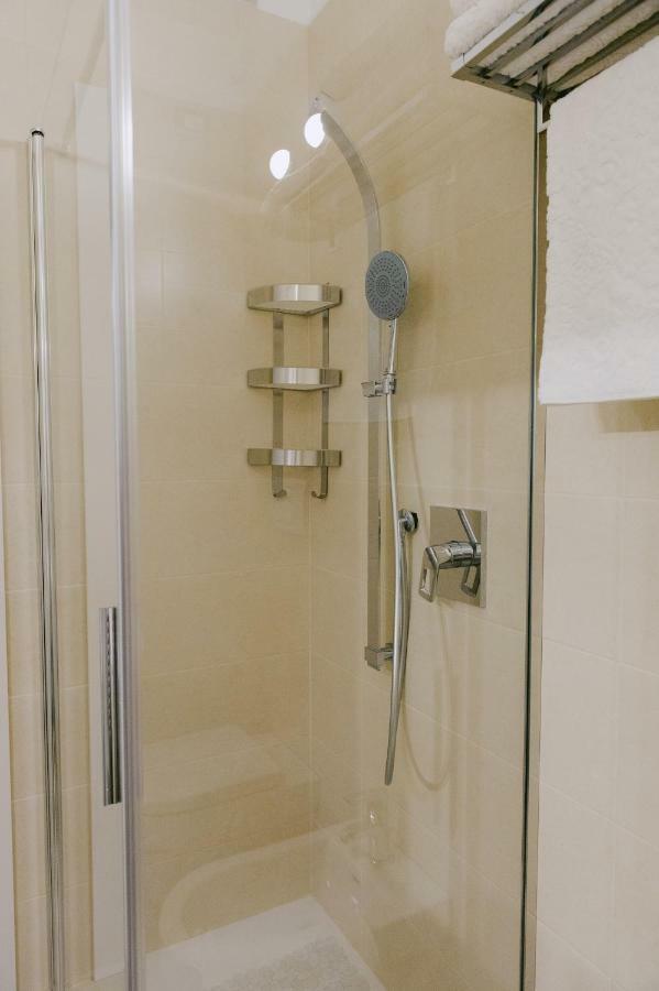 Sweet Dream Deluxe Apartment Sirmione Luaran gambar